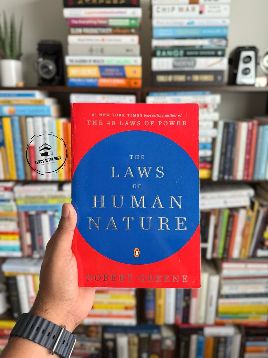 readswithravi's tweet image. “The Laws of Human Nature by Robert Greene”

Insightful, flawless, and informative view on all aspects of human psychology distilling ancient wisdom and philosophy. It offers brilliant tactics for self-improvement and self-defense.

10 lessons from the book: