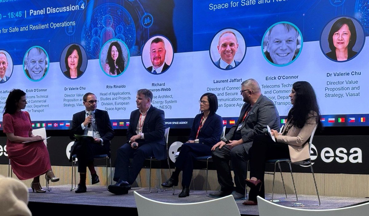 LaurentJaffart's tweet image. &quot;On its own, satellites aren&apos;t everything. It&apos;s the fusion with ground networks that&apos;s important.&quot;

A pleasure to sit on the &quot;Space for Safe and Resilient Operations&quot; panel at the @Space4Europe UK Conference at @HarwellCampus. We discussed how satellite connectivity ensures…