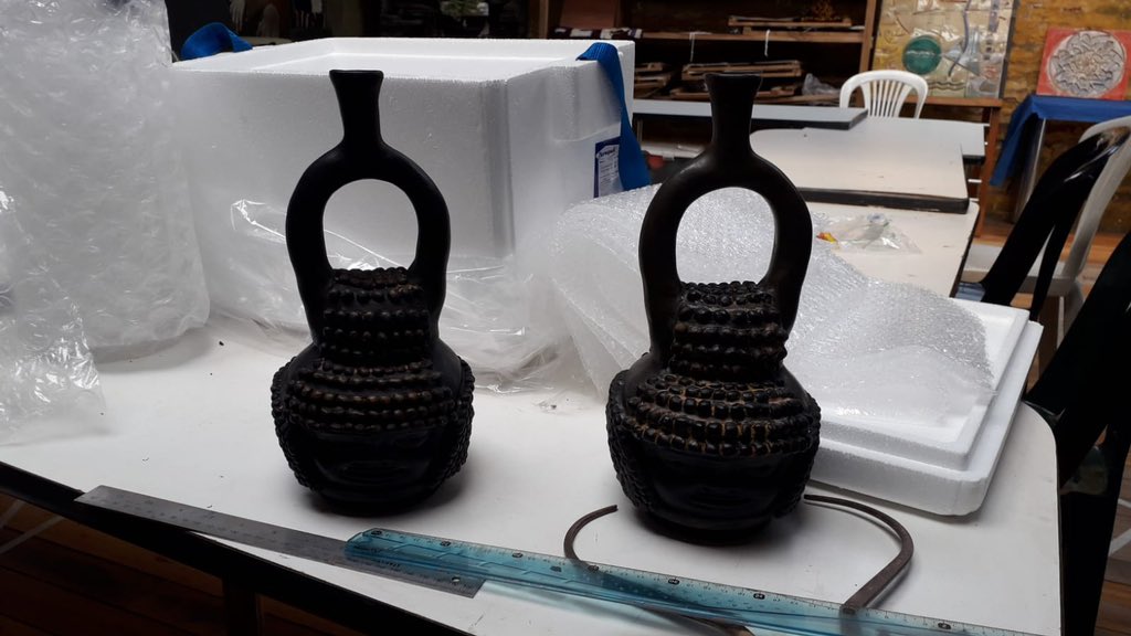 Ecuador es reconocido como el origen del cacao, por los estudios arqueológicos del investigador Francisco Valdez, efectuados en Palanda. Allí se identificó gránulos de almidón de cacao en una botella de la Cultura Mayo Chinchipe, con una antigüedad de 5.500 años.