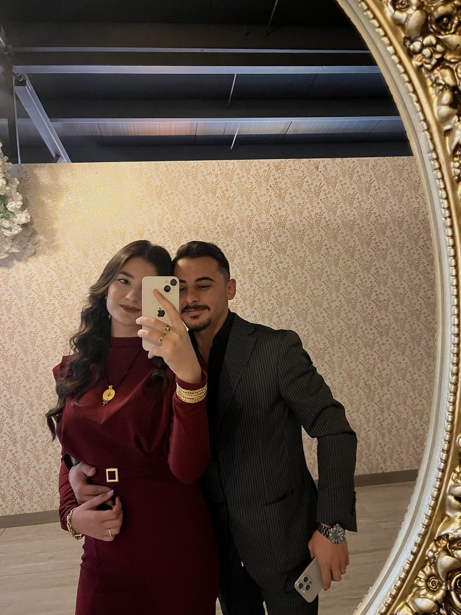 nurpekeerr's tweet photo. Yeni gelin ve damat 🤭 https://t.co/3cgwCV4qrg