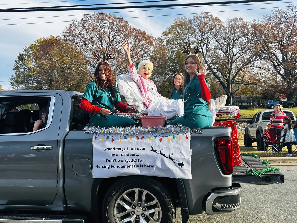 <a href="/JCHSCougars/">Jesse C. Carson High School</a> HOSA club lead the Southern Rowan Christmas Parade yesterday and saved grandma from her reindeer injuries! <a href="/RSS_CTE/">RSS CTE</a>