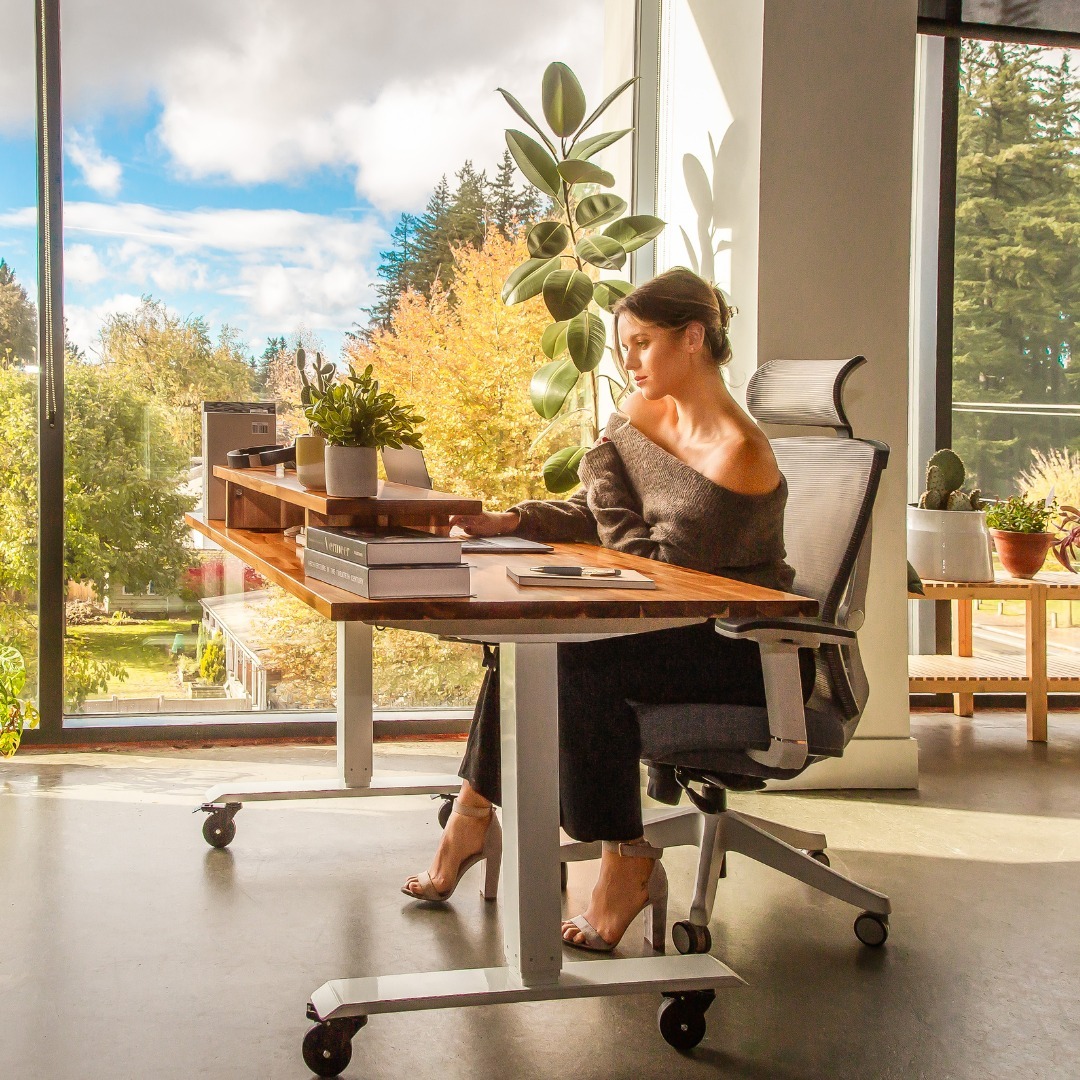 EFFYDESK tweet media