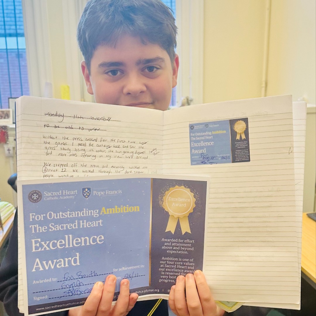 SacredHrtCrosby's tweet image. 📚Congratulations to Finn in Year 9 who has made fantastic progress in English lessons this year.

So far, the result has been exceptional work in a recent assessment - well done Finn, keep up the good work!

#ToBeMore #AcademicAchievement #StudentProgress