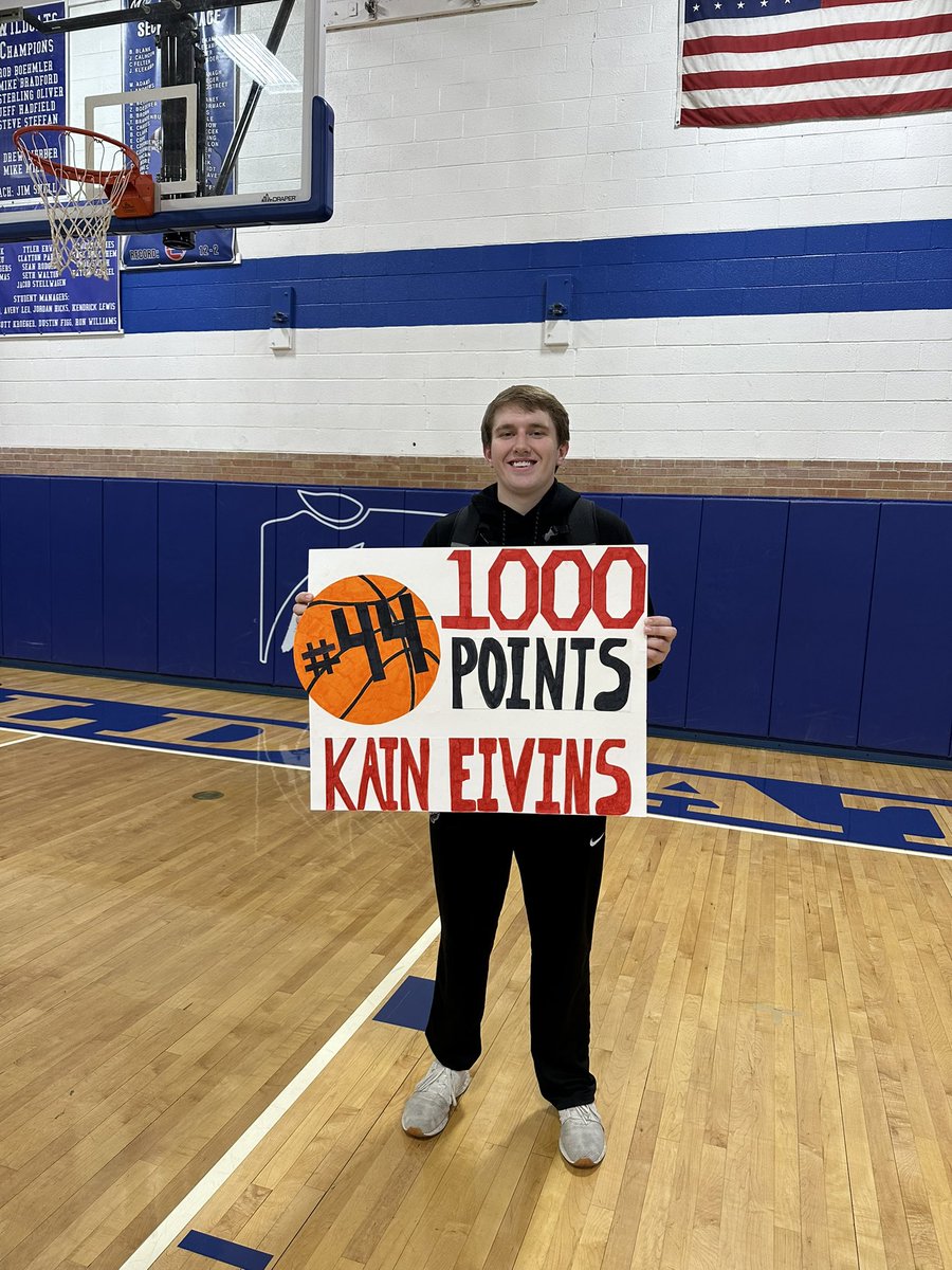 Senior forward Kain Eivins scored his 1,000th career point last night. Congratulations Kain!