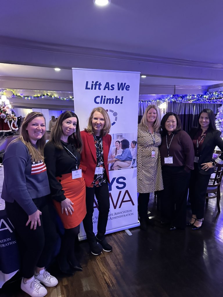 LHV_NYSAWA's tweet image. Amazing event this evening for the Lower Hudson Valley @NYS_AWA chapter! We had a fabulous turnout of women leaders who shared stories and support at our 2nd annual Lift As We Climb North Westchester event. We will be back Dec. 1, 2025!