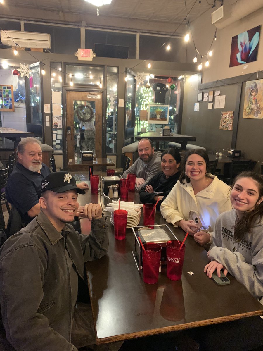 Beth Gliatta tweet media