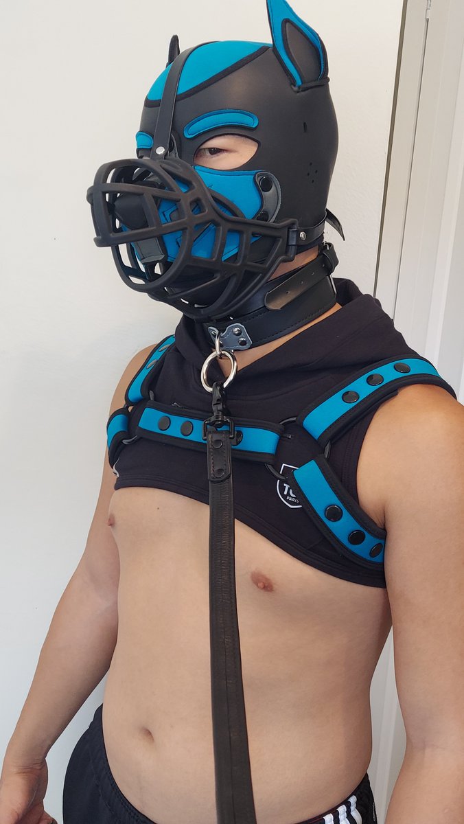 Ready to be NOT a good boy! See yall tomorrow! Wrangle me if you can &gt;:D #MFF24