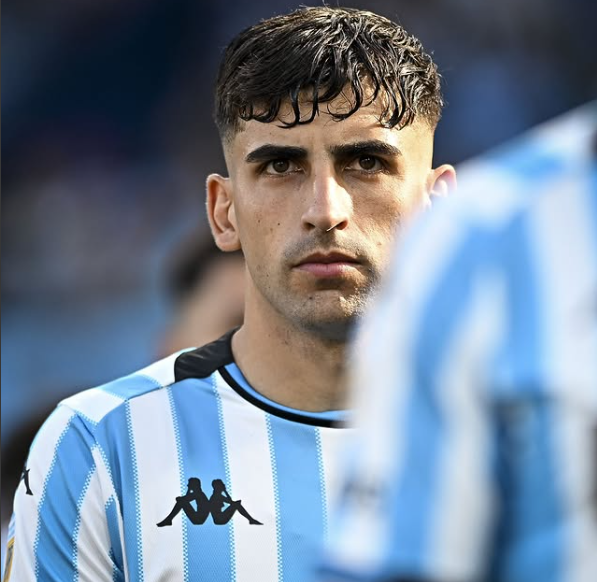 Barriosismo16's tweet photo. MARTIN BARRIOS 🆚 ESTUDIANTES DE LA PLATA

- 32' Minutos disputados
- 33 Toques
- 21/24 Pases Completados (88%)
- 3/5 Balones Largos Completados
- 2/3 Duelos en Tierra ganados
- 1/1 Duelos Aéreos
- 2 Remates
- 1 Pase Clave

🔥 https://t.co/x5ci1SUws6