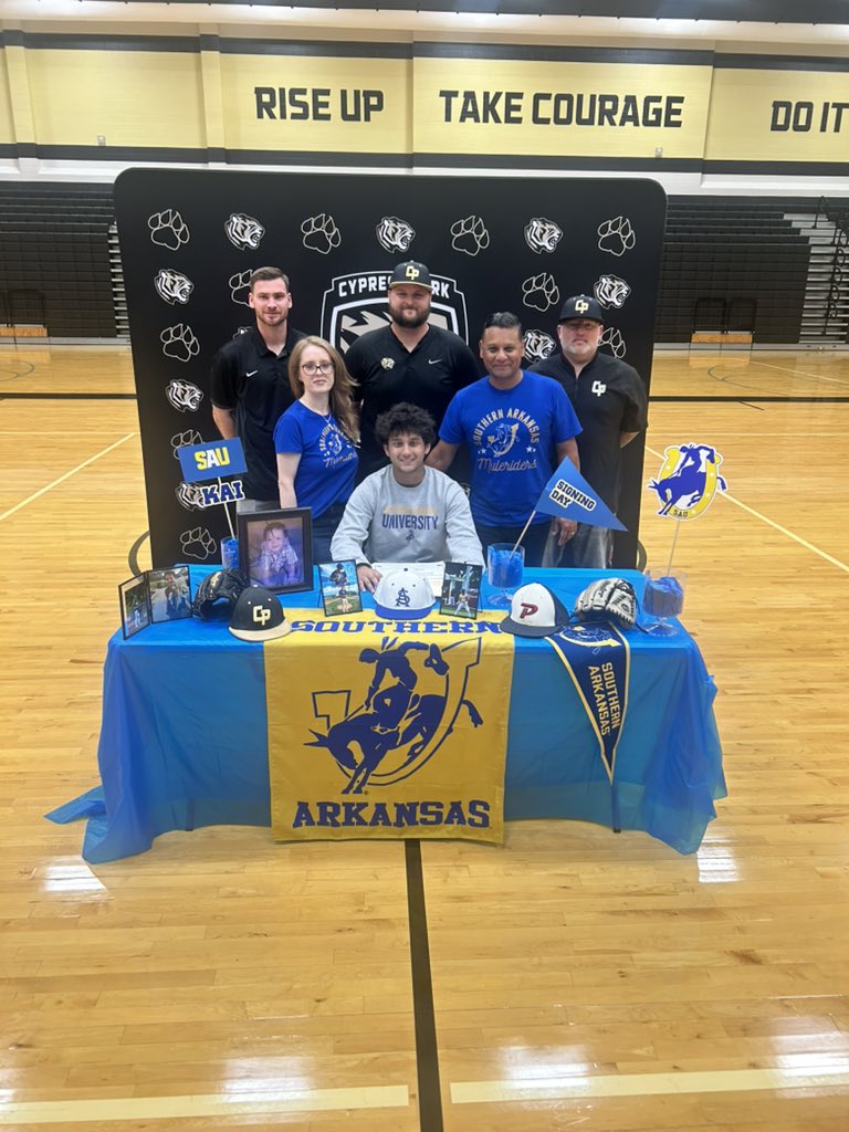 Congratulations to <a href="/DaniellsKai/">Kai Daniells</a> on your signing today with <a href="/SAUBaseball/">Mulerider Baseball</a> !