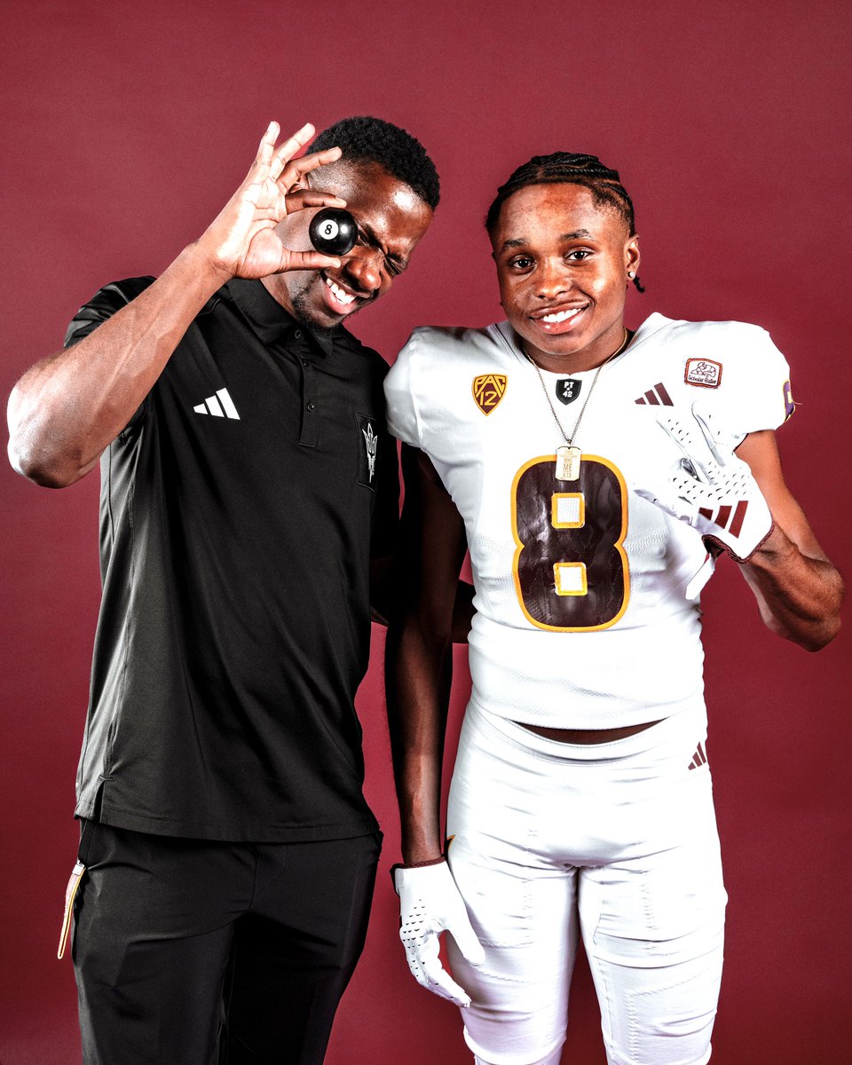 He’s Good On &amp; Off The Field… <a href="/cbj__7/">𝘾𝙤𝙧𝙮 “𝘾𝙅 ” 𝘽𝙪𝙩𝙡𝙚𝙧 𝙅𝙧.</a> 🔱🔱🔱