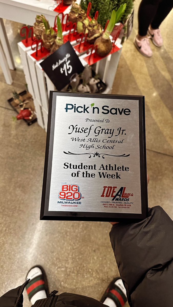 Blessed to be mentioned as the pick n save Athlete of the week!🙏🏽