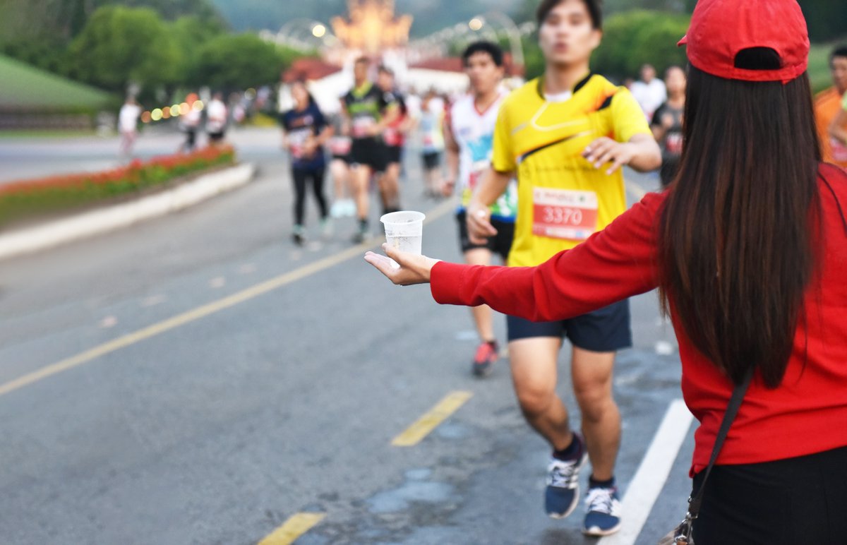 SasakawaF's tweet photo. Today is International Volunteer Day. Sports volunteers play a vital role in running events at all levels, from international to local.

According to the 2022 SSF National Sports-Life Survey, 4.2% of people participated in sports volunteering in the past year. https://t.co/LwIWLo6dIx