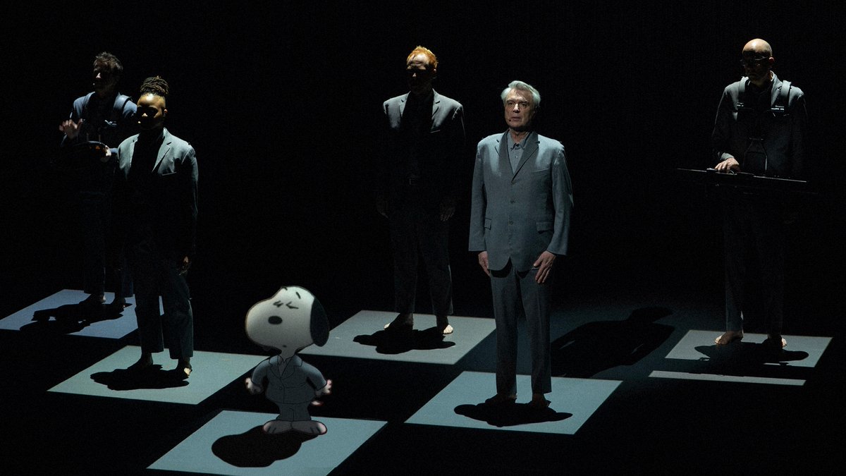 snoopy in american utopia