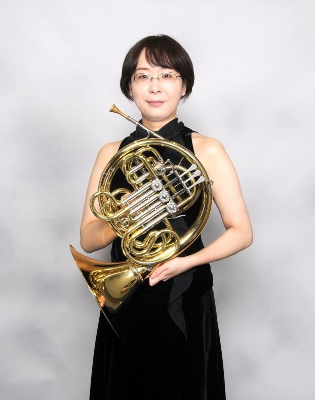 y_symphony's tweet photo. 山響に新しい仲間が増えました✨

【ホルン奏者 矢吹日香理】

オーディション合格後試用期間を経て、12月1日付けで入団となりました😆

新しい仲間と共に、ますます進化していくホルンセクション😊

そして、これからの山響にご期待ください✨🎶 https://t.co/AgMslA8XMe