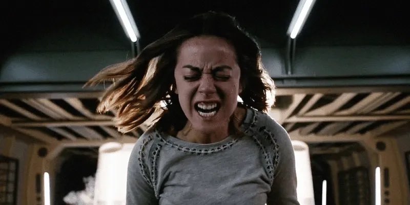 theewinterwitch's tweet photo. HOW CAN YOU HATE HER???? https://t.co/Ta8gX8WHGP