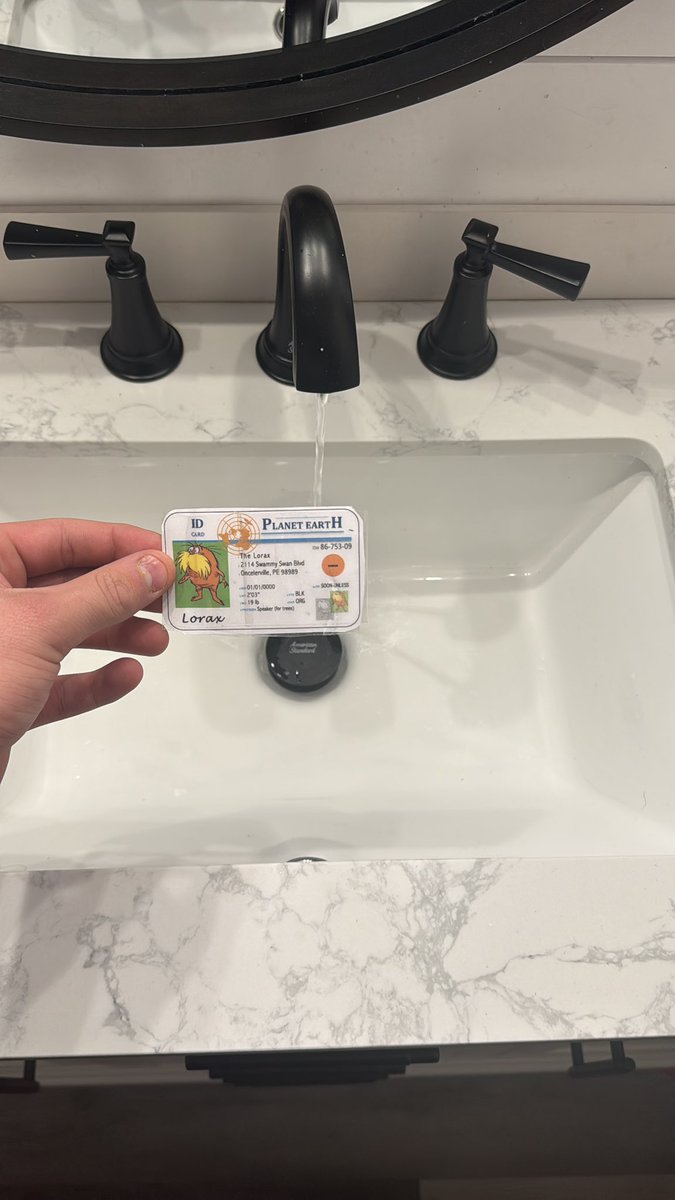 MikeWrench5532's tweet photo. I live in Franklin meaning I get my water from the oak creek treatment facility. They get our water from Lake Michigan and go through a tough process to make the water clean and safe for us! #apeswater @franklinlorax https://t.co/gfJ8utYxhN