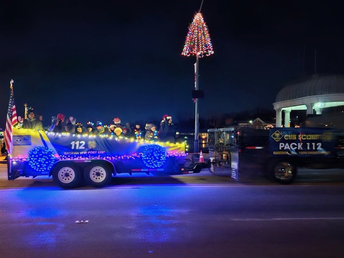 Cub Scout Pack 112 sponsored by Batavia VFW Post 1197 participates in the St. Charles Electric Christmas parade!  Thanks for representing us proudly boys!  Merry Christmas to all!