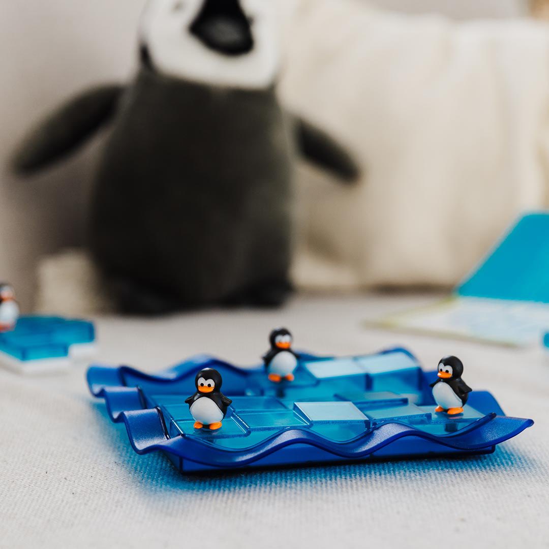 Pick up a penguin…🐧

Our penguins love sliding around on the ice! Whether you are moving ice blocks to make different shapes or lining penguins up in a row, dive in and warm up the mind ❄️

#smartgames #puzzlegame #braingames #timetochill