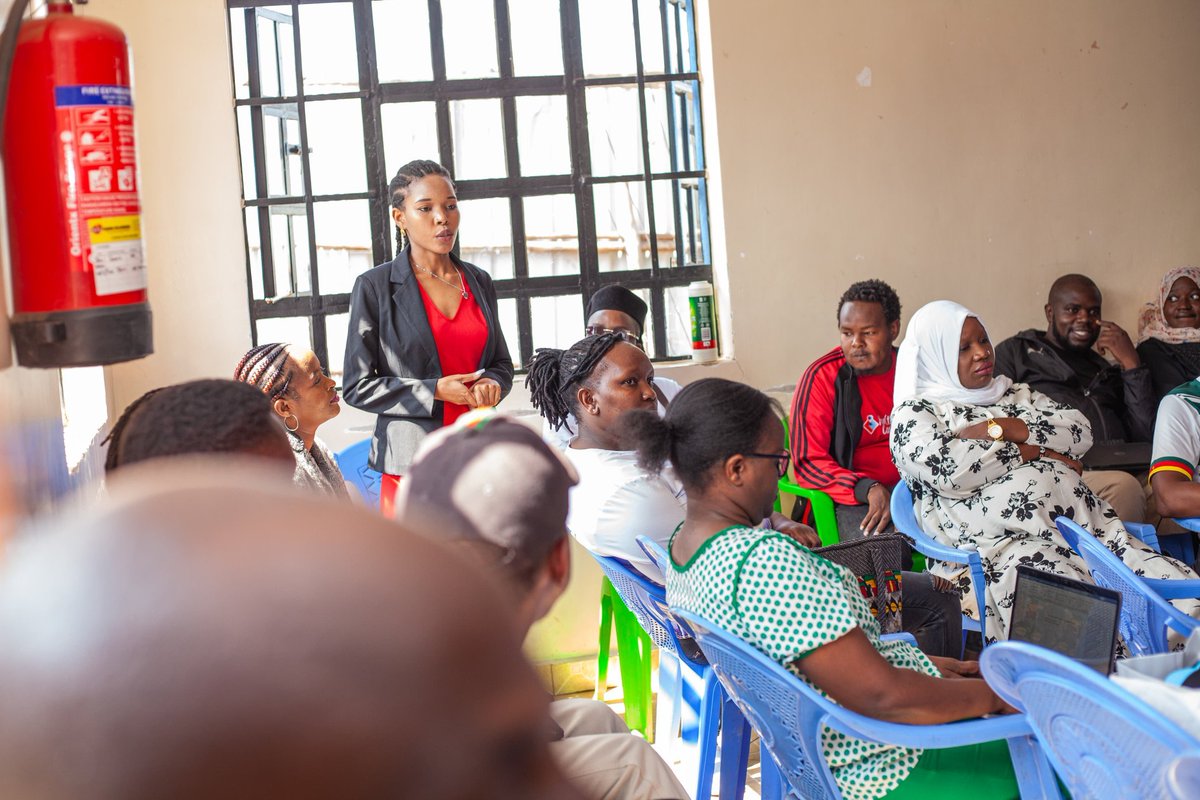 wateulecenter's tweet photo. This project will help design a women curriculum system and support women in justice centre activism.
#DataForJustice
@UhaiWetu
@IDinsight https://t.co/nJWInZdk9h