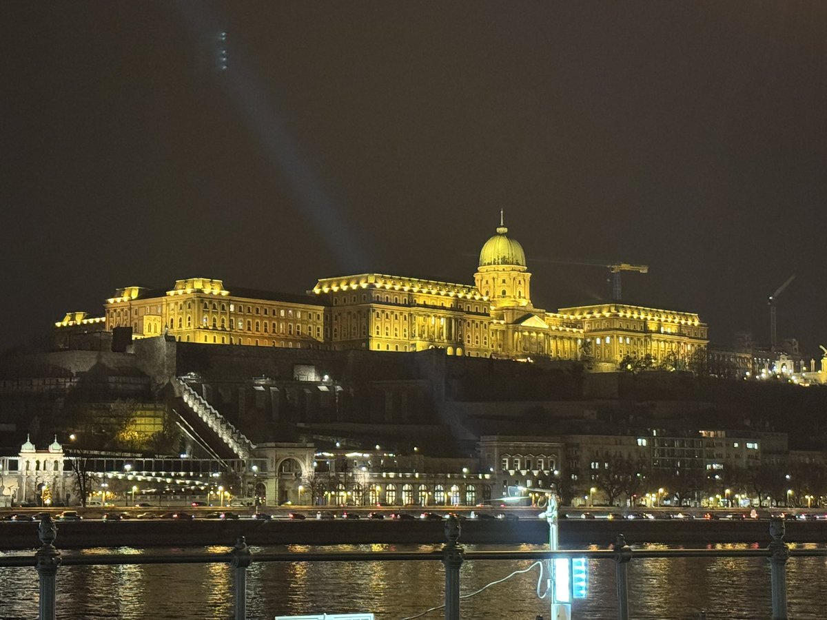 A great first day in Budapest 🇭🇺 as #foodsafety and #riskassessment authorities across Europe join for the <a href="/EFSA_EU/">EFSA</a> 94th Advisory Forum Meeting. 
On the agenda Partnerships, staff exchange, the use of AI, and a deep dive on #aggregated_exposure

Together we are stronger. 💪