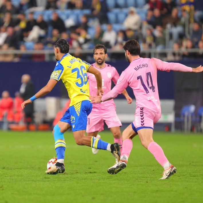 #CanteraCadista 💛💙

👏🏻 ¡Enhorabuena por el debut, <a href="/luiis_morales10/">Luis Morales arboled</a>!