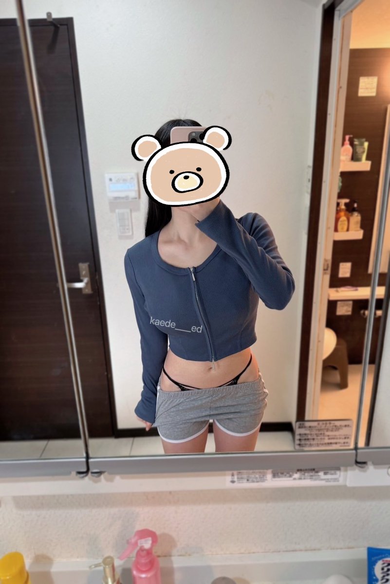 おはようございます☺️

ジップの中身、、紐だよ。

これでお仕事行ってきます。 https://t.co/773AKiCQ4E