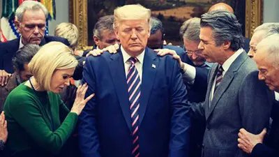 politvidchannel's tweet image. BREAKING: State of Oklahoma Just blocked Superintendent's plan to make it mandatory to worship Trump in Schools