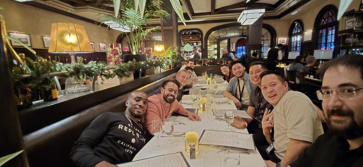 ConsultwithCase's tweet photo. Our team out at AWS reInvent had a group dinner last night. They had a great time catching up after sessions from the first two days! Looking forward to continued learning through the rest of the week!
#AWSreInvent https://t.co/Z7YdaLtS2p