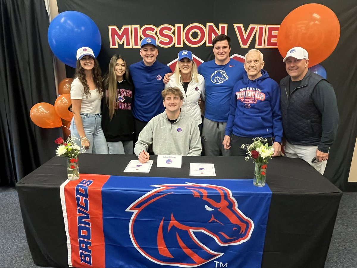 It’s Official! Grateful for it all🙌🏼