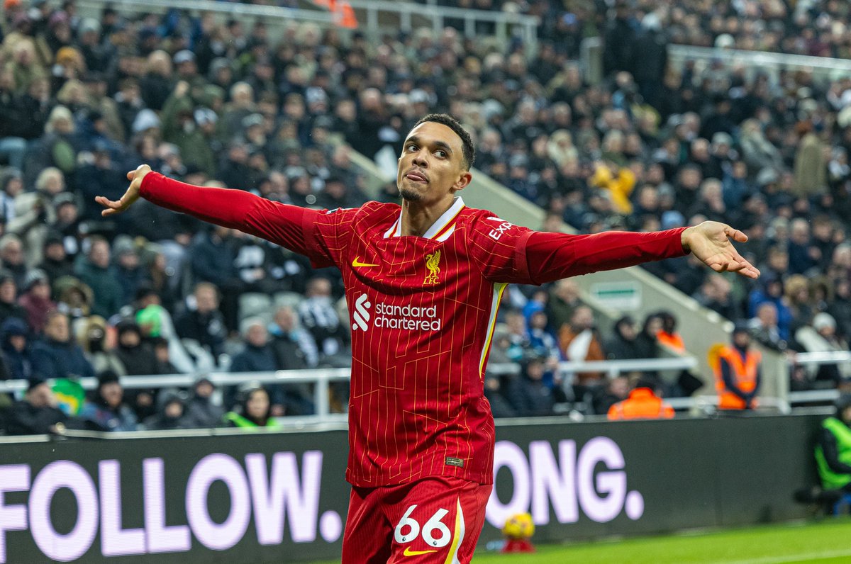 TheAnfieldWrap's tweet photo. Changed the game when he came on 💫 https://t.co/9WyqxxGXG2