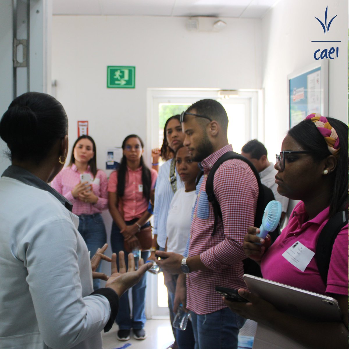 CAEIrd's tweet photo. En días pasados, recibimos en nuestras instalaciones a los estudiantes de la 𝗠𝗮𝗲𝘀𝘁𝗿í𝗮 𝗲𝗻 𝗚𝗲𝗿𝗲𝗻𝗰𝗶𝗮 𝗱𝗲 𝗖𝗮𝗹𝗶𝗱𝗮𝗱 𝘆 𝗣𝗿𝗼𝗱𝘂𝗰𝘁𝗶𝘃𝗶𝗱𝗮𝗱 𝗱𝗲 𝗜𝗡𝗧𝗘𝗖, quienes aprendieron acerca de los procesos e iniciativas de innovación y sostenibilidad.
#CAEIRD https://t.co/j6vJQN0s04