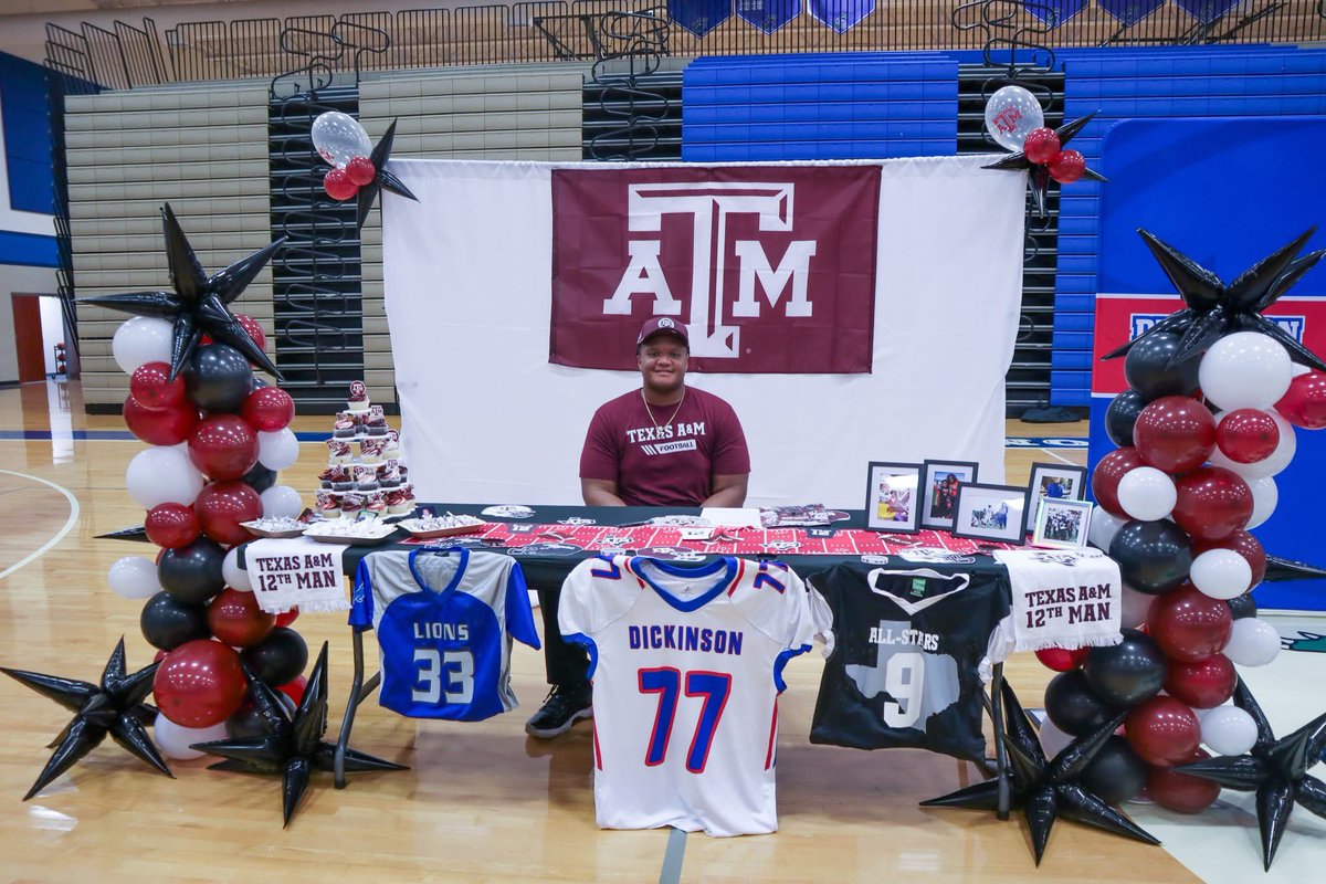 Today, we celebrated our incredible Gator student-athletes as they signed Letters of Intent to continue their athletic careers in college! 🏆

🏃‍♀️ Anaya Jones – Northeastern
🏈 Mason Peterson – TCU
🏈 Jeremiah Scoby – Bowling Green
🏈 Tyler Thomas – Texas A&amp;M

#GatorPride