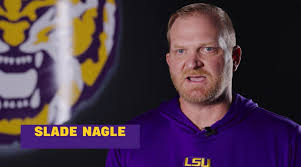 BREAKING: Houston is set to hire LSU TE's coach Slade Nagle as its new offensive coordinator.

Nagle was the OC for Willie Fritz at Tulane. #AYS