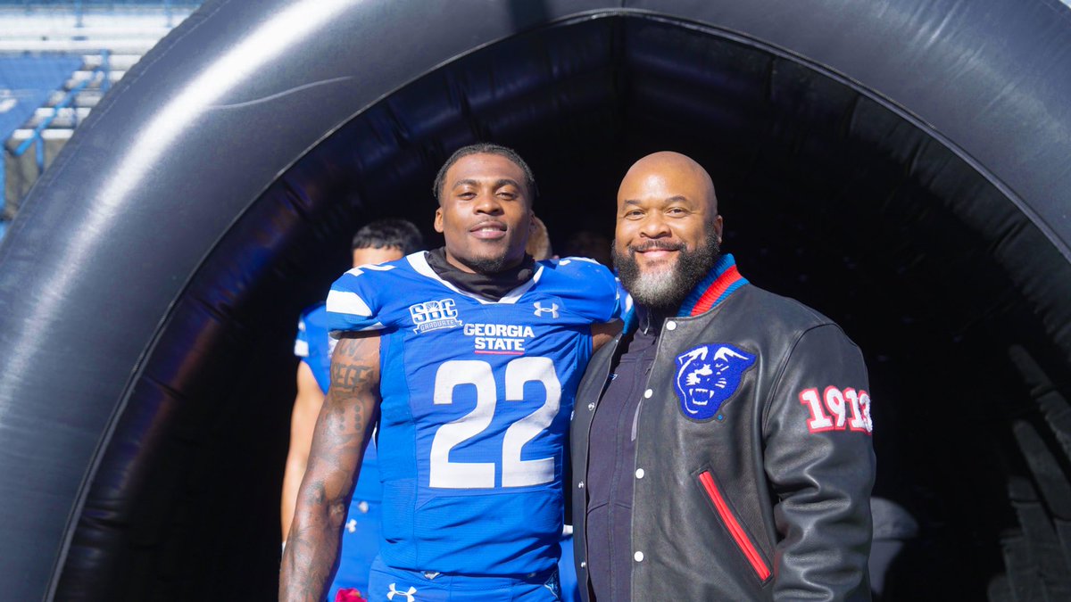 DellMcGee's tweet photo. I would like to thank the Seniors for laying the foundation on whats to come. Once a Panther, Always a Panther! #NewATLANTA https://t.co/cDK2eeHiom