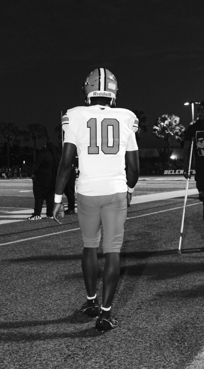 Check out my sophomore season highlights😎 hudl.com/v/2Qy2cq