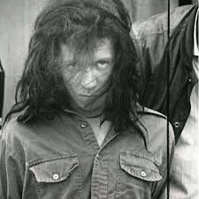 On this weeks episode Hazel covers the wild story of the Nordic Bonnie and Clyde, or, the story of Juha and Marita and the Triple Murder in Amsele 

1. Juha and Marita 
2. Marita 
3. Juha 

And here is the link to the True Crime Sweden Podcast: open.spotify.com/show/6HTXXM8Ri…