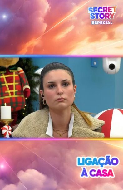 Isto é a cara de uma mulher sem escrúpulos, uma mulher má, uma mulher mentirosa … 

Cara de quem sabia que ia dar as imagens e ia ser apanhada a mentir e não tem o descaramento de se levantar e pedir desculpas perante todos os portugueses. 

Muito feio Renata! 🤡 #sstvi
