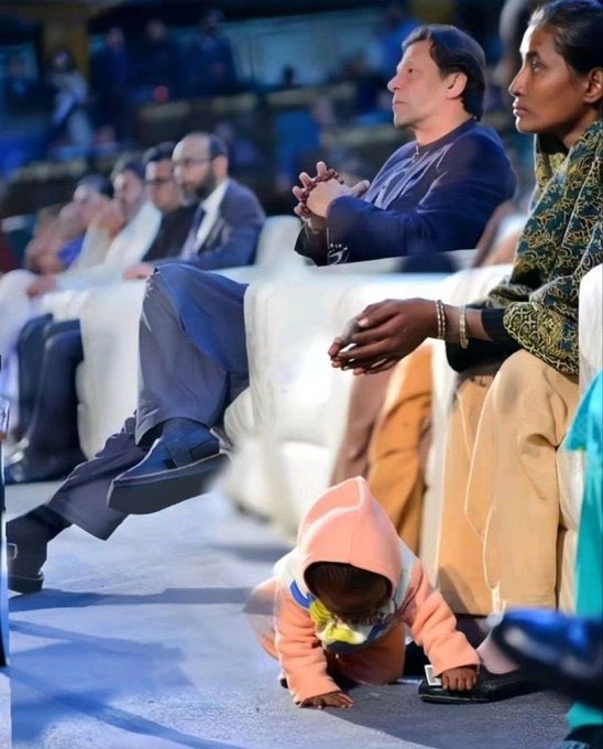 عوام ملک کے مالک ہیں یہ بھی عمران نے بتایا ہے ہمیں