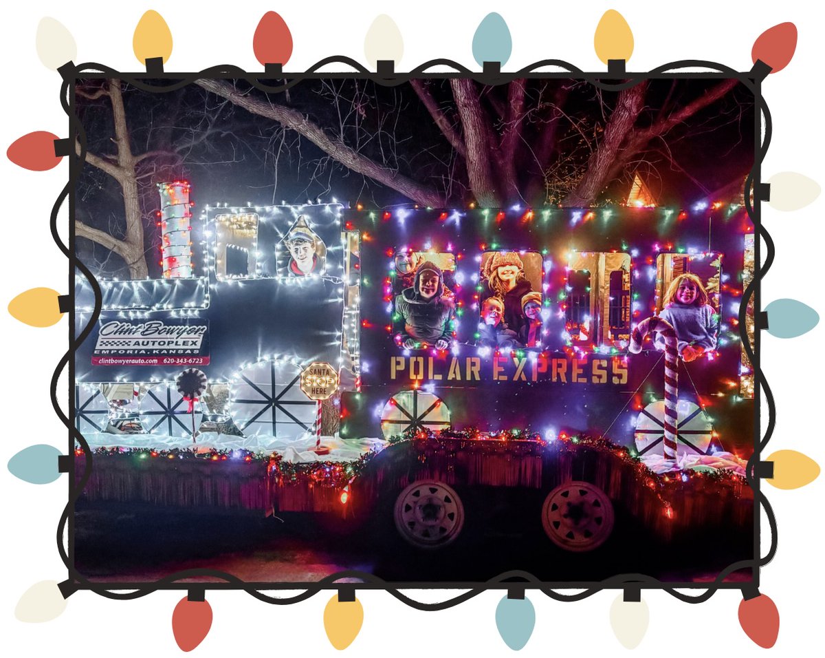 ClintBowyerToyo's tweet image. Had an amazing time at the parade! It was great seeing everyone in our wonderful Emporia community! ✨ Happy Holidays! 🎄 #ClintBowyerToyota #ParadeFun #HappyHolidays