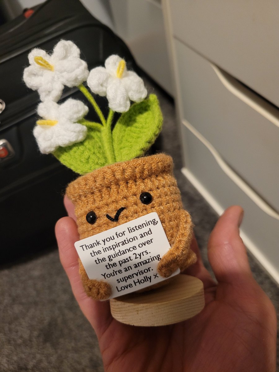 Catherineb07's tweet image. My lovely colleague made my day today 🙂 xx Feeling thankful to work with such amazing people. Love being supervisor to such motivated and innovative practitioners.  @GMMH_NHS #TeamCAMHS #BoltonMHST
#EMHPCat