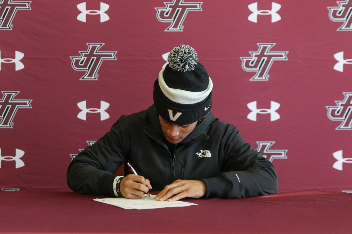 Jenks Public Schools (@jenksps) on Twitter photo It's official. 4⃣ Jenks Trojan Football players put pen to paper and signed their LOIs to take their skill to the collegiate level. We could not be more proud of these young men! Congrats, Trojans! #ForeverATrojan (1/2)
🏈 Javion Antai - <a href="/utulsa/">The University of Tulsa</a>
🏈 Kayleb Barnett - <a href="/VanderbiltU/">Vanderbilt University</a> It's official. 4⃣ Jenks Trojan Football players put pen to paper and signed their LOIs to take their skill to the collegiate level. We could not be more proud of these young men! Congrats, Trojans! #ForeverATrojan (1/2)
🏈 Javion Antai - <a href="/utulsa/">The University of Tulsa</a>
🏈 Kayleb Barnett - <a href="/VanderbiltU/">Vanderbilt University</a>