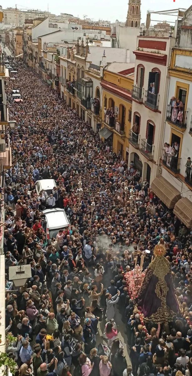 #PiedadPopular 
#bulla
“La ESPERANZA siempre debe de ir rodeada de su gente”