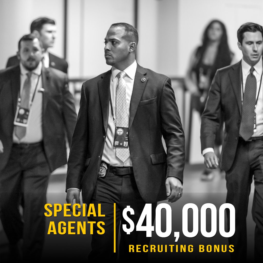 SecretService's tweet photo. #DYK the Secret Service is now offering hiring bonuses?
Special Agent recruits can qualify for $40K, with bonuses also available for Uniformed Division and Special Operations recruits.
Learn more: https://t.co/IvXattEV3i
#BeTomorrowsSecretService https://t.co/lRrYJX2Qnb