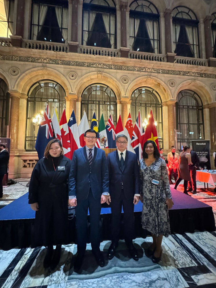 SingaporeHCLondon tweet media