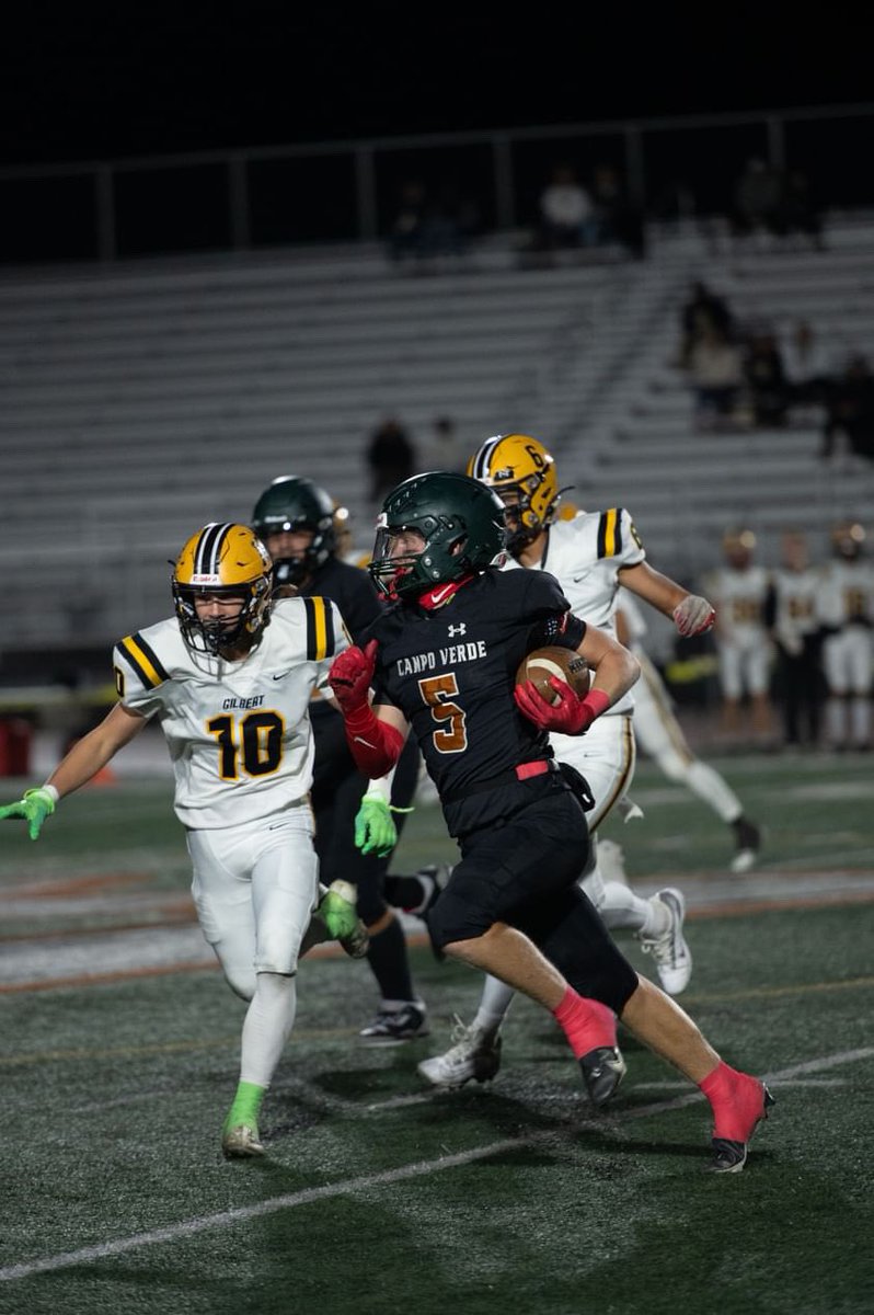 Bobby (@bobbyblackburnn) on Twitter photo hudl.com/v/2R4MBx
Senior tape! 3x 1st team all-region. Ed Doherty Finalist. 3 year starter. <a href="/ZachAlvira/">Zach Alvira</a> <a href="/JUSTCHILLY/">Just Chilly</a> <a href="/CodyTCameron/">Cody Cameron</a> <a href="/gridironarizona/">Gridiron Arizona</a> <a href="/AZGridironClub/">GCS Gridiron Club</a> <a href="/AZPreps365/">AZPreps365</a> <a href="/AZHSFB/">ArizonaVarsity.com 🔥PREPS🔥</a> <a href="/ryanfreeman1111/">Ryan Freeman</a> <a href="/BJMedia1/">BJ Media</a> <a href="/PeteKnow_/">PeteKnow</a> <a href="/PrepRedzone/">Prep Redzone 🏈</a> <a href="/KennyDillingham/">Coach Dillingham</a> hudl.com/v/2R4MBx
Senior tape! 3x 1st team all-region. Ed Doherty Finalist. 3 year starter. <a href="/ZachAlvira/">Zach Alvira</a> <a href="/JUSTCHILLY/">Just Chilly</a> <a href="/CodyTCameron/">Cody Cameron</a> <a href="/gridironarizona/">Gridiron Arizona</a> <a href="/AZGridironClub/">GCS Gridiron Club</a> <a href="/AZPreps365/">AZPreps365</a> <a href="/AZHSFB/">ArizonaVarsity.com 🔥PREPS🔥</a> <a href="/ryanfreeman1111/">Ryan Freeman</a> <a href="/BJMedia1/">BJ Media</a> <a href="/PeteKnow_/">PeteKnow</a> <a href="/PrepRedzone/">Prep Redzone 🏈</a> <a href="/KennyDillingham/">Coach Dillingham</a>