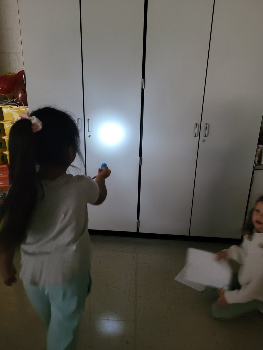 Angela Smith (@mrssmithstemlab) on Twitter photo Our <a href="/PickettsMillES/">Pickett's Mill ES π΄ββ οΈβοΈβ οΈπ¦</a> 2nd graders explored the characteristic of stars through stations! <a href="/STEMcobb/">Cobb County STEM/STEAM & Innovation Department</a> Our <a href="/PickettsMillES/">Pickett's Mill ES π΄ββ οΈβοΈβ οΈπ¦</a> 2nd graders explored the characteristic of stars through stations! <a href="/STEMcobb/">Cobb County STEM/STEAM & Innovation Department</a>