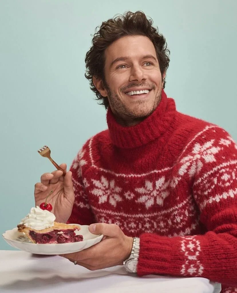 MEGustaChannel's tweet image. #MEGustaEdicola - #AdamBrody sul numero di dicembre 2024 di #StylistMagazine. Protagonista insieme a #KristenBell della serie #Nobodywantsme uscita quest'anno e rinnovata da #Netflix per una seconda stagione.