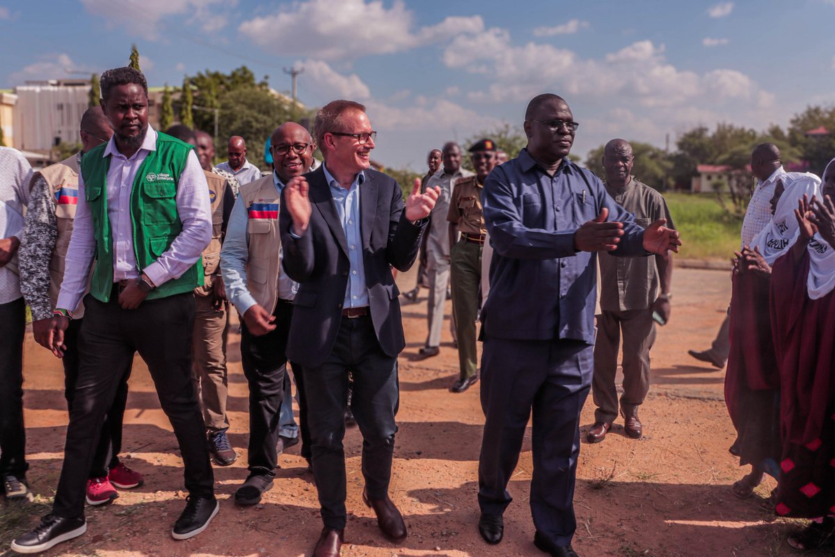 Village Enterprise (@village_ent) on Twitter photo This week, the Kuza Jamii consortium welcomed the UK High Commissioner to Kenya, Neil Wigan (<a href="/FCDONeilWigan/">Neil Wigan</a>), during the delegation’s visit to Garissa County. Entrepreneurs showcased inspiring businesses transforming lives & building resilience against climate challenges. This week, the Kuza Jamii consortium welcomed the UK High Commissioner to Kenya, Neil Wigan (<a href="/FCDONeilWigan/">Neil Wigan</a>), during the delegation’s visit to Garissa County. Entrepreneurs showcased inspiring businesses transforming lives & building resilience against climate challenges.