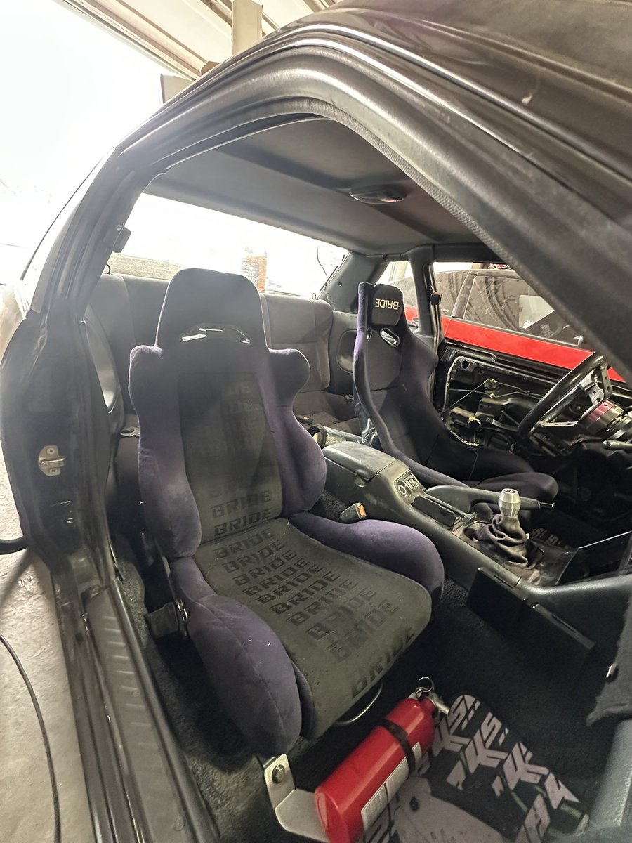 yea this car might not be drivable but still gotta have cool interior