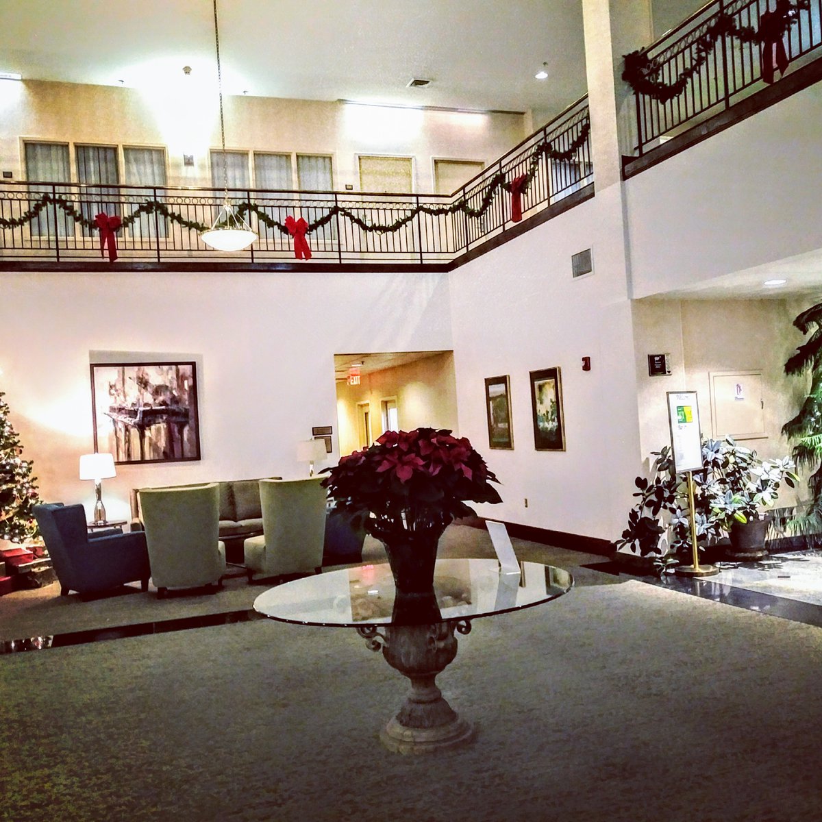 maronhotel's tweet photo. Choose Maron Hotel &amp; Suites Tonight!
https://t.co/9clSyz6Vxp or t.203.791.2200 https://t.co/QfIgoyFxAZ